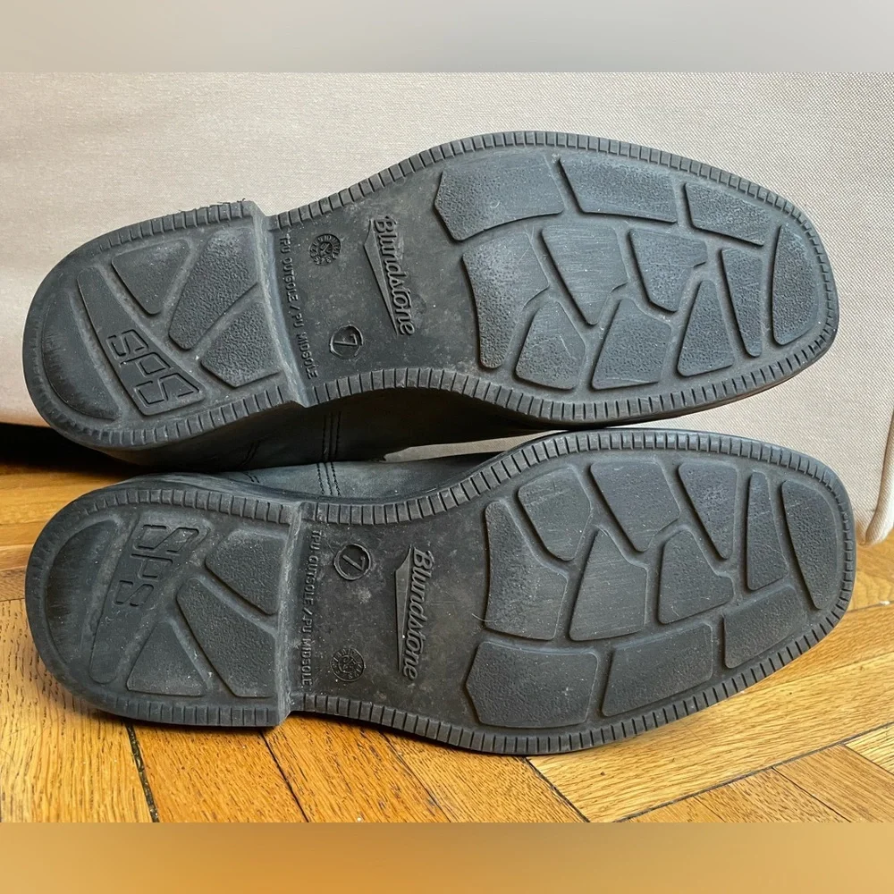 Blundstone Men's Rustic Black Suede Chisel Toe Dress Chelsea Boots - Picture 5 of 5